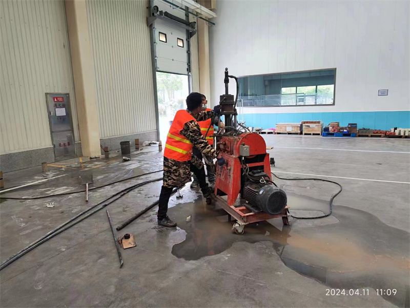 南陵厂房地面下沉塌陷注浆加固施工